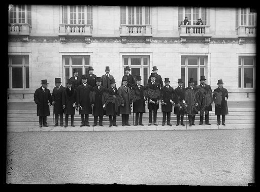 Delegates to Pan American Conference outside the Pan Amer. Bldg.