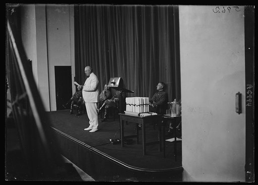 Secy. Weeks speaking at Army War College