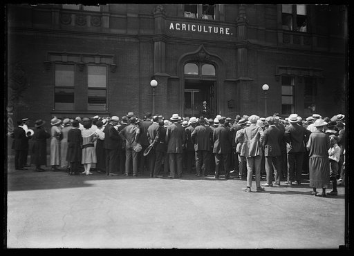 Henry C. Wallace addressing crowd outside Agriculture building. Washington, D.C.