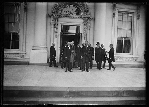 Group with Oliver Wendell Holmes, Jr., William Howard Taft outside White House, Washington, D.C.