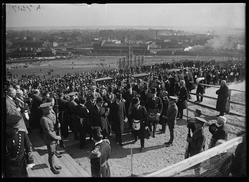 Pres. Coolidge going to the laying of the cornerstone of Geo. Washington Memorial