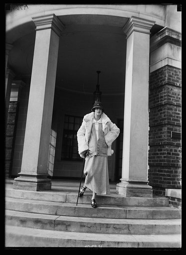 Miss Ruth Stoddard, deb.