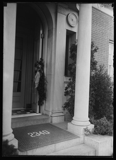 Entrance to Woodrow Wilson house, Washington, D.C.