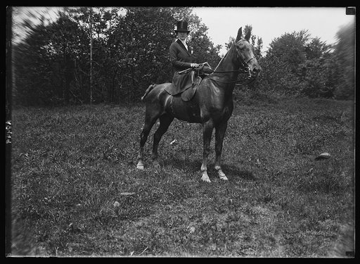 Horseshow photo. Mrs. Chas. L. Clifford