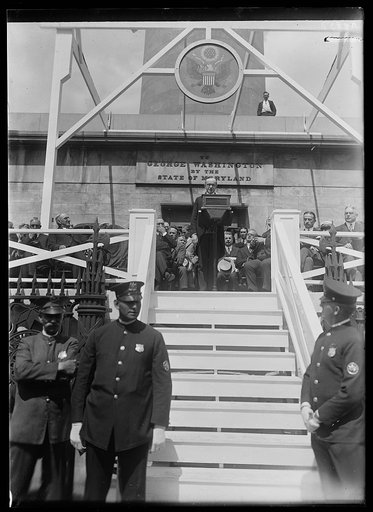 Calvin Coolige at podium, Baltimore, Maryland