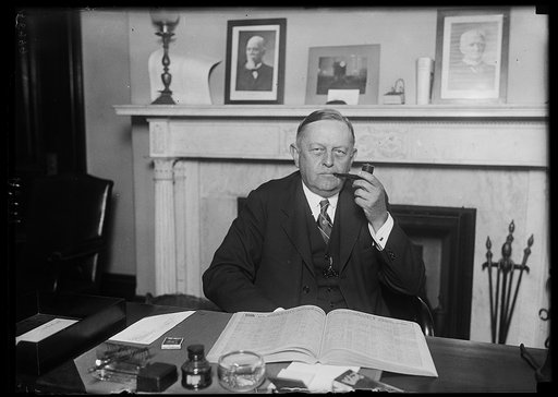 Oscar Underwood at desk