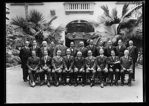Group: Frank Kellogg, center front