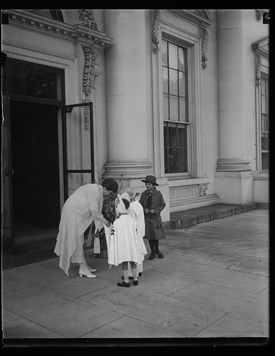 Grace Coolidge and children outside White House, Washington, D.C.