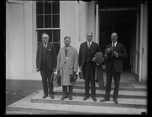 Group at White House; Albert Ritchie, 2nd from right