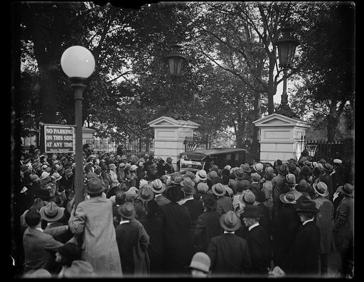 Crowd outside White House gates, Washington, D.C.