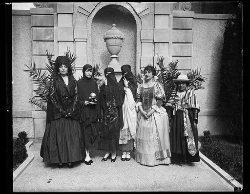 ...]volution of Women of Peru shown with living models at Woman's Universal Alliance Conference. Living models portrayed the Peruvian women of today and [yeste]rday with the lecture given by Mrs. Frank Barrows Freyer, [Washin]gtonian who spent many years in the Latin American republic; second confer