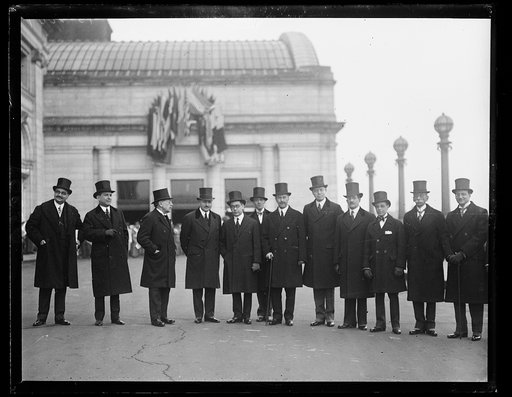 Diplomats attend Hays dinner. Diplomats from the Latin American countries, [...]ining from Washington for New York to attend the dinner to [...]ven by Will Hays, Czar of the movies and the motion picture [...]cers at the Hotel Astor Saturday night, April 2