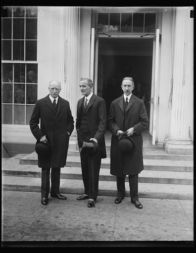 Group at White House, Washington, D.C.