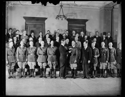Dwight Davis and military group