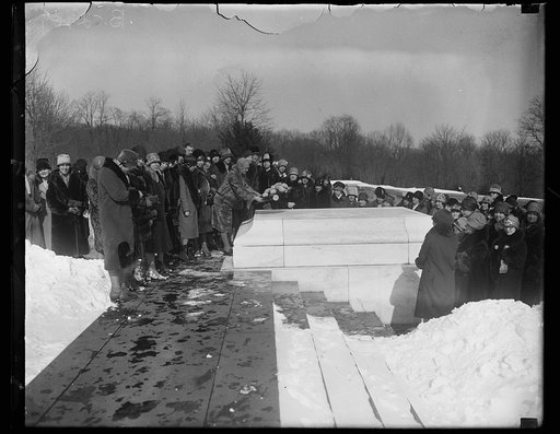 Placing flowers on Tomb of Unknown Soldier, Arlington National Cemetery, Arlington, Virginia