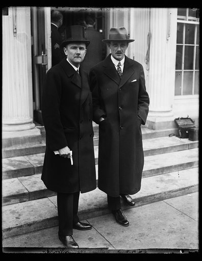 Men at White House, Washington, D.C.
