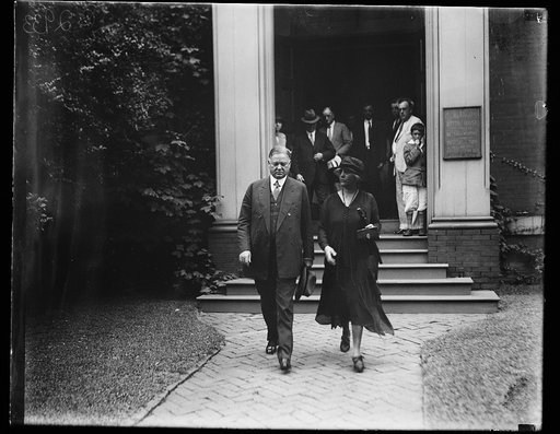 Herbert and Lou Hoover leaving Friends Meeting House