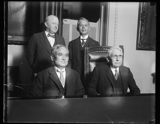 Frank Kellogg, front right