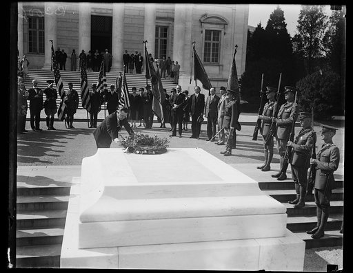 Tomb of Unknown Soldier, Arlington National Cemetery, Arlington, Virginia