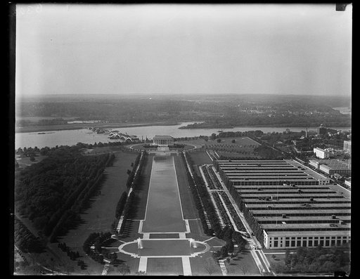 Aerial view of Washington, D.C., looking west toward Lincoln Memorial