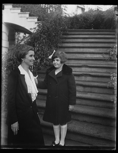 Grace Coolidge and girl, White House steps, Washington, D.C.