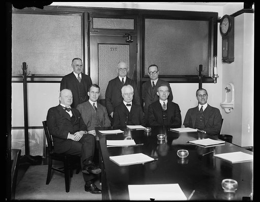 American delegation to International Civil Aeronautics Conference. The first meeting of the American delegation to the International Civil Aeronautics Conference to be held in Washington, December 12, 13, and 14, took place today in the offices of Secretary of Commerce William F. Whiting, chairman o