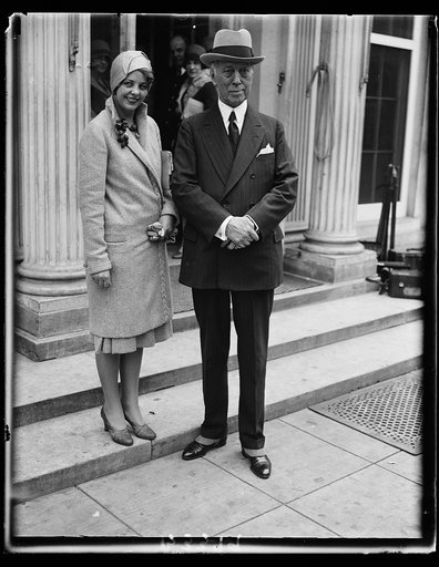 Interesting callers at White House. Elaine Vollman, chosen as Sacramento's Golden Girl of the Golden State, was presented to President Hoover today by Senator Shortridge of California. She invited the Chief Executive to attend the Golden Jubilee Fair which opens on August 31st