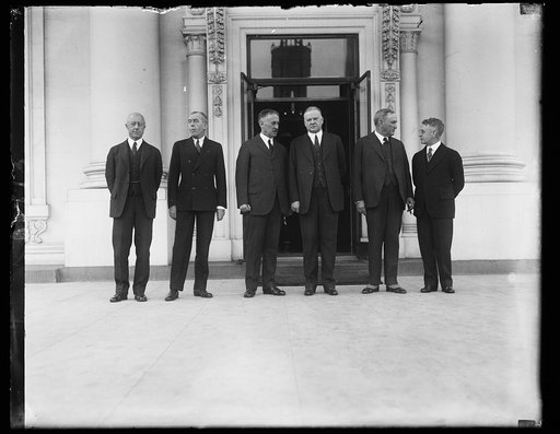 Pres. Hoover and American delegates to London Naval Conference, 1/7/30 [White House, Washington, D.C.