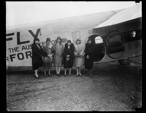 Womens City Club flyers at Wash. Airport