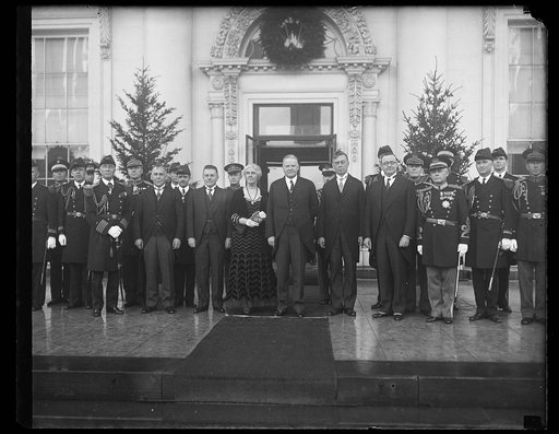 Lou and Herbert Hoover and group at White House, Washington, D.C.