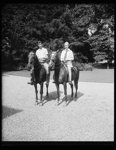 John and Anna Roosevelt on horseback