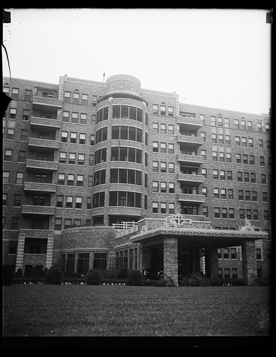 Apartment building