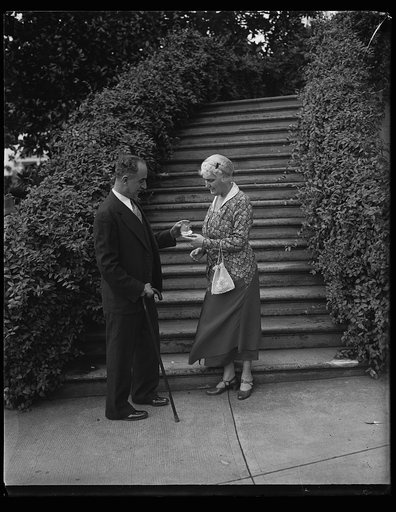 Lou Hoover, right. White House, Washington, D.C.
