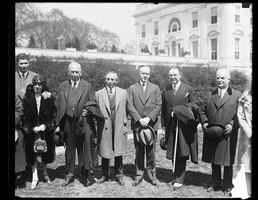 Members of Cleveland Rotary International with new honorary president call on President Coolidge. Rep. Theodore E. Burton of Ohio, who was just made Honorary President of the Cleveland Rotary Club, called on President Coolidge at the White House today with other members of the Cleveland Rotary Club.