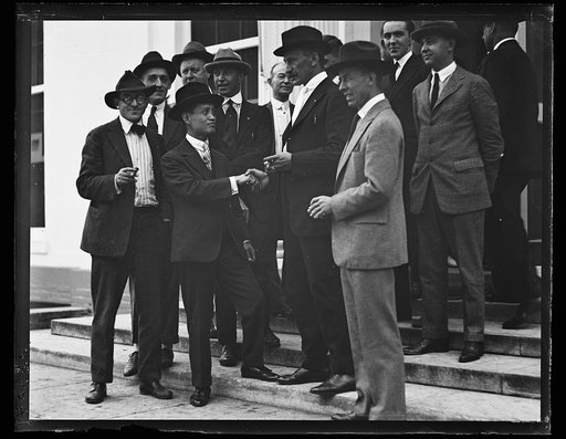 Group outside White House, Washington, D.C.