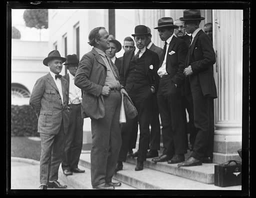 Group outside White House, Washington, D.C.