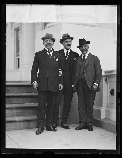 Group at White House, Washington, D.C.