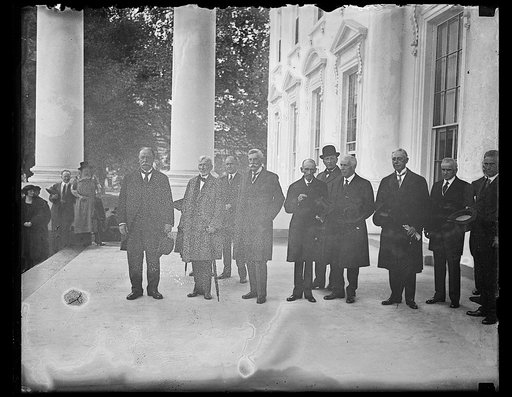 Group outside White House; William H. Taft, left. Washington, D.C.