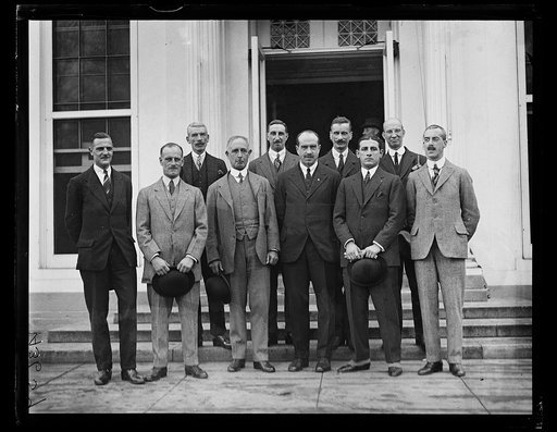 Group of men at White House, Washington, D.C.