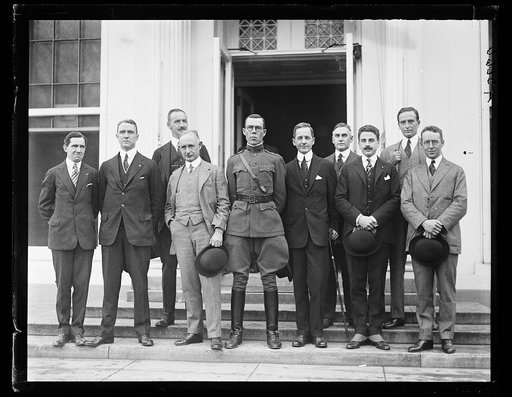 Group of men at White House, Washington, D.C.