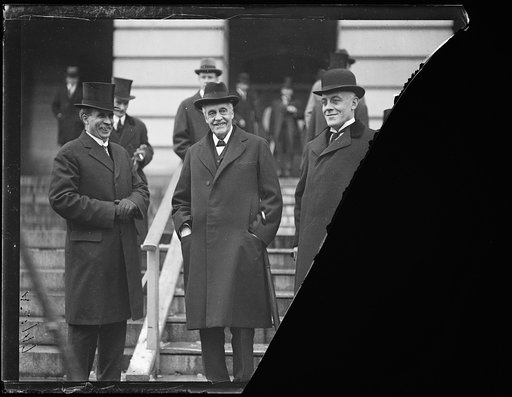 Men at U.S. Capitol; Sir Auckland Geddes, right. Washington, D.C.