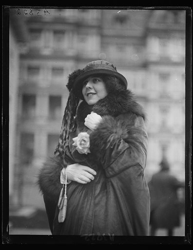 Woman at White House; State, War and Navy Building in background