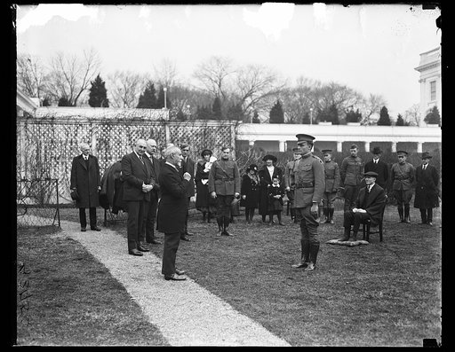 Warren Harding and group at White House, Washington, D.C.