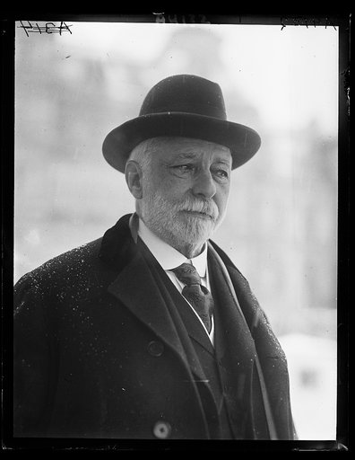 White House visitor. Washington, D.C.