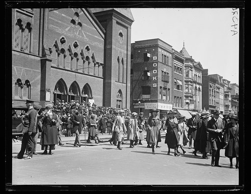 Crowd otside church, Washington, D.C.