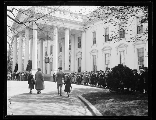 Crowd outside White House, Washington, D.C.