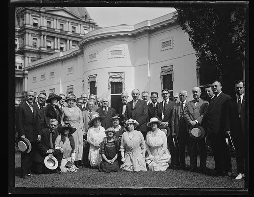 Warren Harding and group outside White House, Washington, D.C.