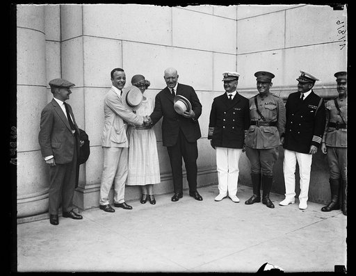 Secy. Denby and Asst. Secy. Roosevelt with group at Union Station