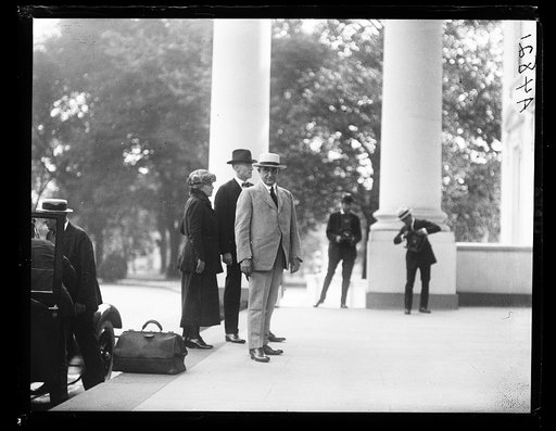 Dr. Charles Mayo arriving at White House. Sept. 10, 1922
