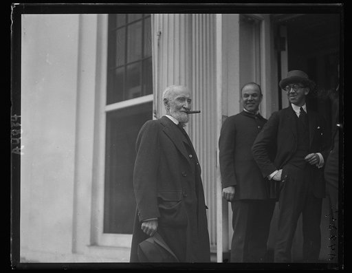 Uncle Joe Cannon probably giving his last [...]al call as a member of the Hse. of Representatives. Sept. 21, 1922 [White House, Washington, D.C.